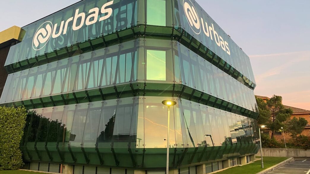 Fachada de empreendimento imobiliário da Urbas na Espanha.