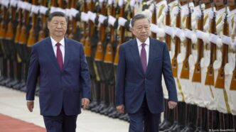 To Lam, presidente do Vietnã, em reunião diplomática com autoridades chinesas.